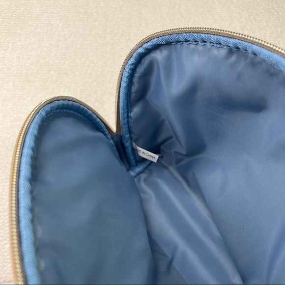 🎁Pick 5 for $25🎁 Large ULTA Makeup Bag - Picture 3 of 6